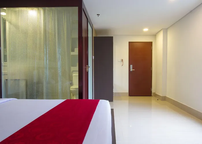 Mars Hotel 3*