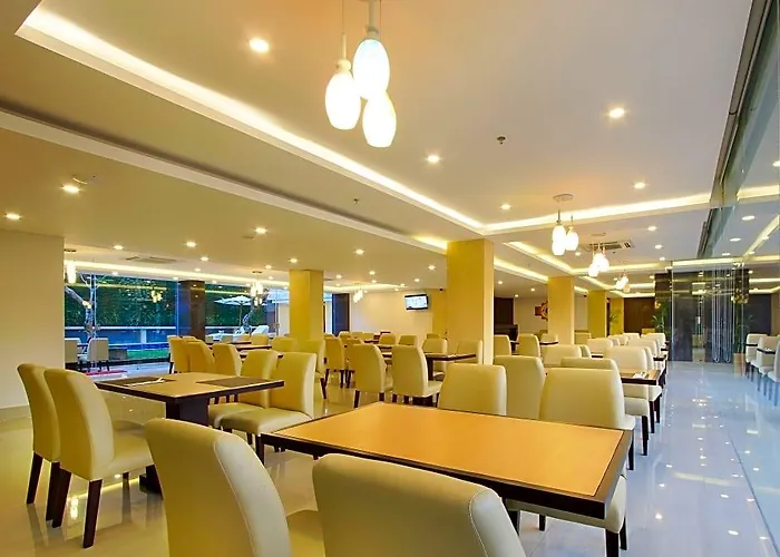 Mars Hotel 3*